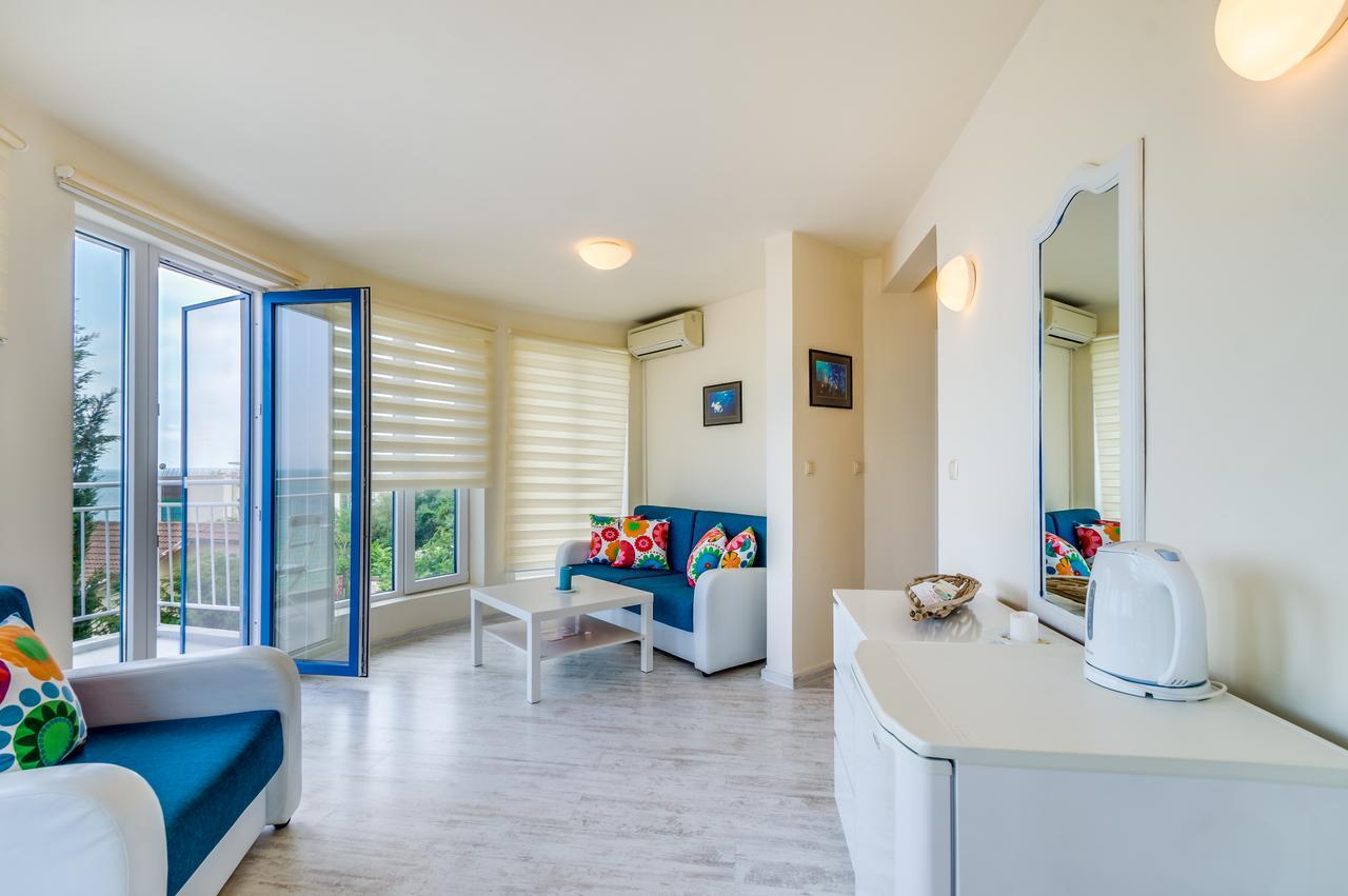 Villa White Dove โกลเดน แซนส์ ภายนอก รูปภาพ