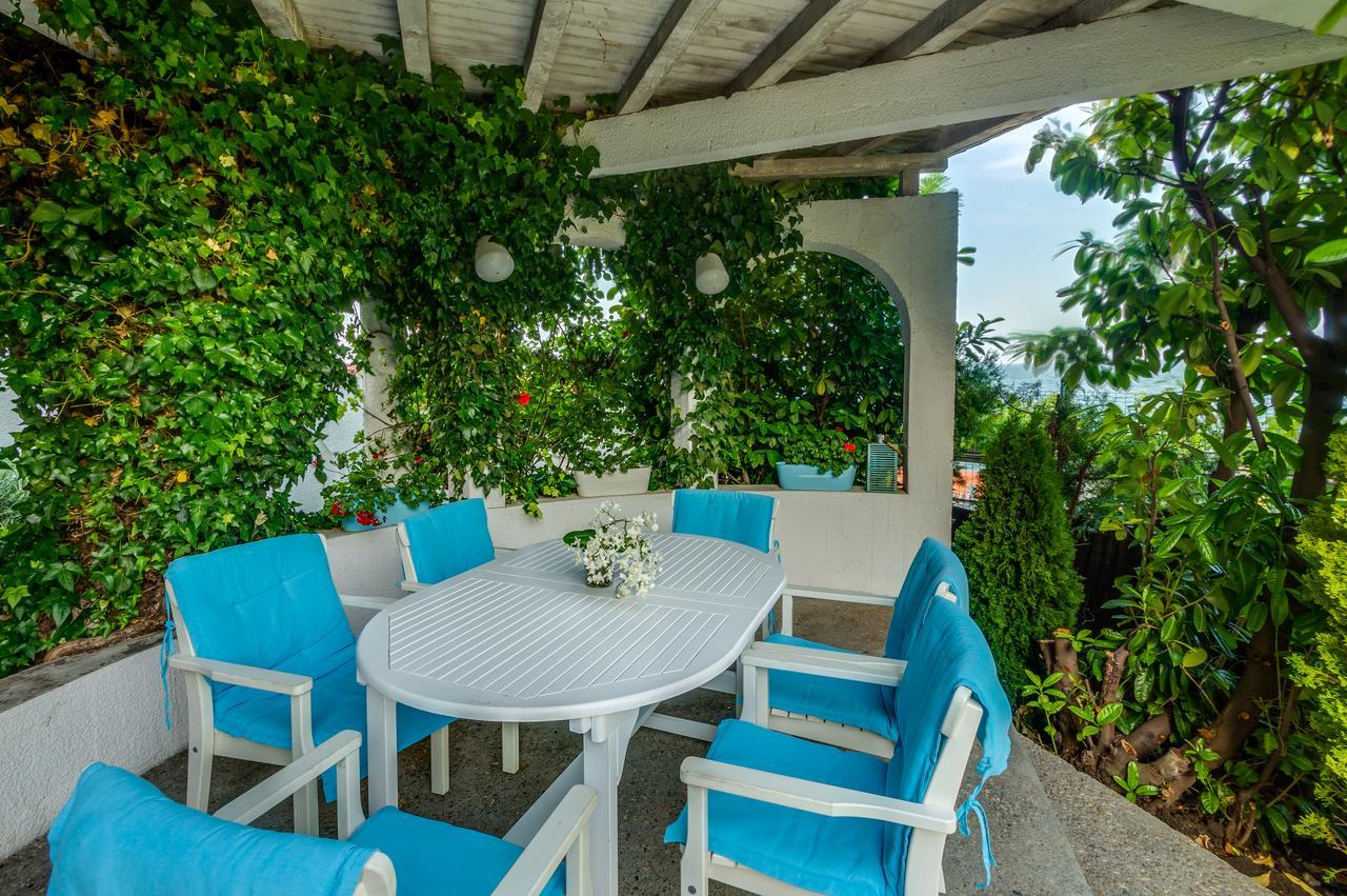 Villa White Dove โกลเดน แซนส์ ภายนอก รูปภาพ