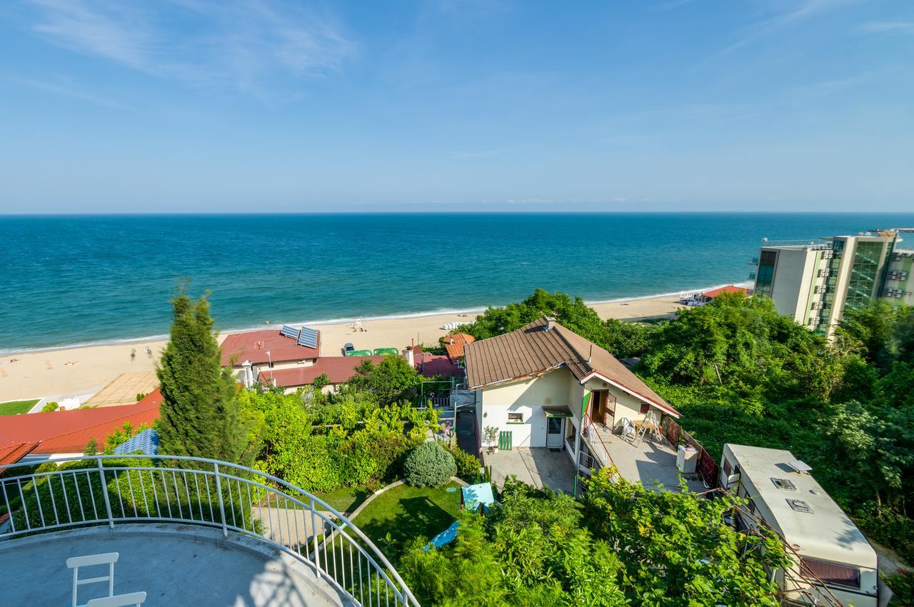 Villa White Dove โกลเดน แซนส์ ภายนอก รูปภาพ