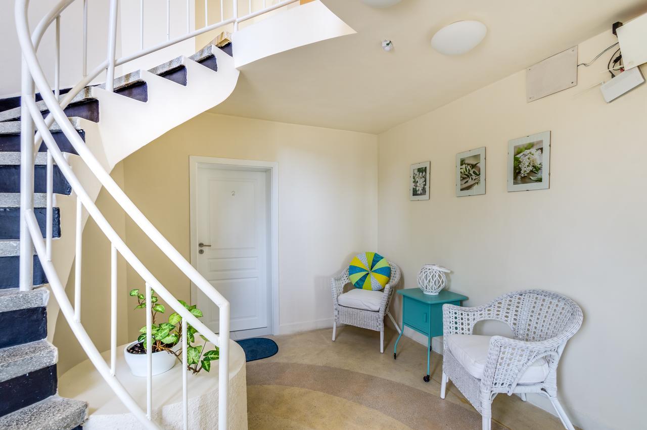 Villa White Dove โกลเดน แซนส์ ภายนอก รูปภาพ